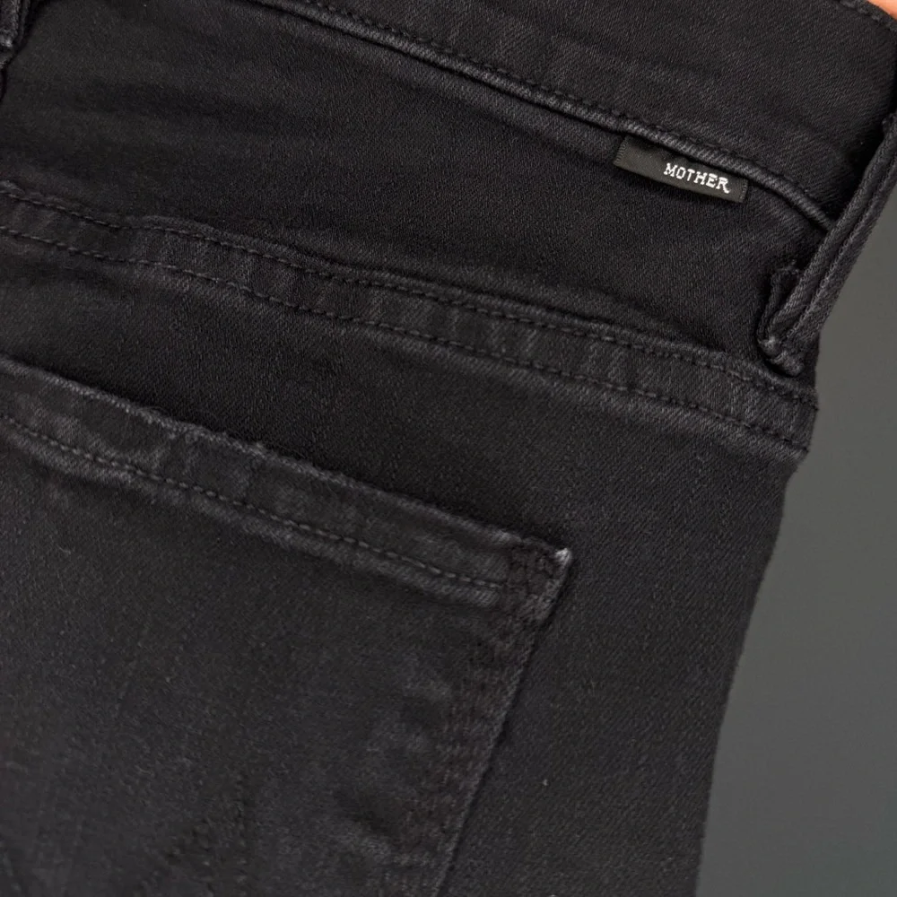 Mother Denim The Insider Crop Step Fray in wash Not Guilty Black Size 25 EUC - Picture 12 of 16